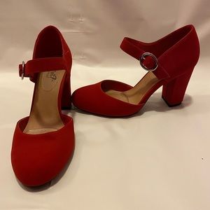 Red Block Heel Women’s Size 8.5